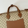 Gucci 821149 Borsa a tracolla media GG Emblem Marrone