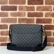 Gucci 821154 Borsa a tracolla media GG Emblem Nero