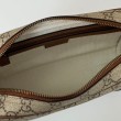 Gucci 821155 GG Emblem piccola borsa a tracolla Marrone