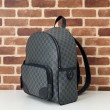 Gucci 821159 GG Emblem zaino medio Nero