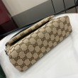 Gucci Borsa a tracolla piccola GG uomo con Web 821617 Marrone
