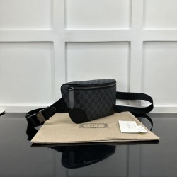 Gucci GG Emblem Marsupio medio 821162 Nero