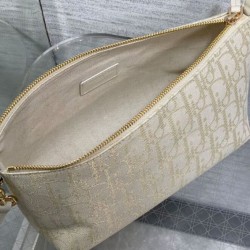Qualità Specchio Replica Dior Medium DiorTravel Nomad Pouch Cream Riproduzione Fedele Dior Medium DiorTravel Nomad Pouch Cream imitazioni