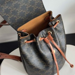 Qualità Specchio Replica Zaino Celine Celine Bonnie Triomphe Canvas Coffee Riproduzione Fedele Zaino Celine Celine Bonnie Triomphe Canvas Coffee imitazioni