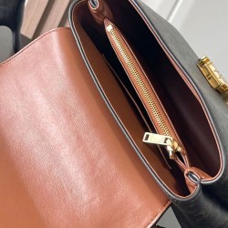 Qualità Specchio Replica Borse Celine Teen Nino Triomphe Caffè Riproduzione Fedele Borse Replica Celine Teen Nino Triomphe Caffè imitazioni