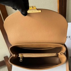 Qualità Specchio Replica Celine Borsa Nino media Pelle di vitello morbida albicocca Riproduzione Fedele Celine Borsa Nino media Pelle di vitello morbida albicocca imitazioni