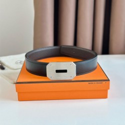 Qualità Specchio Replica Qualità superiore replica Hermes Neo Cintura Reversibile 32MM Cioccolato Clemence Riproduzione Fedele Qualità superiore replica Hermes Neo Cintura Reversibile 32MM Cioccolato Clemence imitazioni