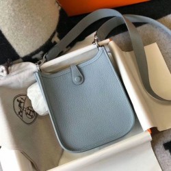 Qualità Specchio Replica Hermes Evelyne III TPM Mini Bag Blu Clemence Riproduzione Fedele Hermes Evelyne III TPM Mini Bag Blu Clemence imitazioni
