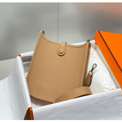 Hermes Evelyne III TPM Mini Bag Marrone Clemence