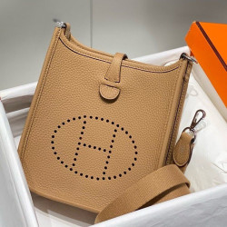 Hermes Evelyne III TPM Mini Bag Marrone Clemence