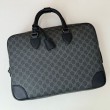 Imitazione Gucci 821149 Borsa a tracolla media GG Emblem Nero