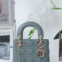 Riproduzione Fedele Dior Mini Borsa Lady Dior Cannage Blu imitazioni