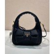 Mini-bag in nylon/nappa Prada Re-Nylon con fiocco 1BC241 Nero