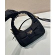 Mini-bag in nylon/nappa Prada Re-Nylon con fiocco 1BC241 Nero
