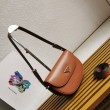 Prada Arque Shoulder Bag con Flap Brown