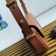Prada Arque Shoulder Bag con Flap Brown