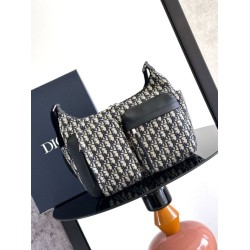 Replica Imitazioni borse griffate hobo morbida Dior Rider media Dior Oblique Jacquard nera/beige