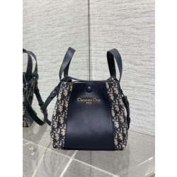 Borse Replica a secchiello Dior Signature piccola/media replica Dior Oblique Jacquard blu