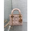 Borsa Dior Lady Dior Mini con Catena e Charms in Resina Rosa Imitazioni