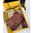 Borsa Fendi Mamma Baguette Media/Grande Replica Nappa Caffè Imitazione Outlet