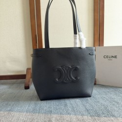Riproduzione Fedele Replica Borse  Alta Qualità a tracolla Celine Cabas Anais Triomphe piccola nera grana imitazioni