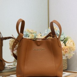 Riproduzione Fedele Borsa a secchiello Dior Signature piccola/media marrone Imitazioni imitazioni