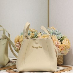 Riproduzione Fedele Replica Imitazioni borse griffate a secchiello Dior Signature piccola/media bianca imitazioni