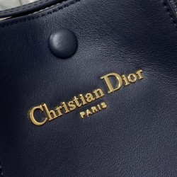 Qualità Specchio Replica Borse a secchiello Dior Signature piccola/media replica Dior Oblique Jacquard blu Riproduzione Fedele Borse Replica a secchiello Dior Signature piccola/media replica Dior Oblique Jacquard blu imitazioni
