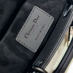 Qualità Specchio Replica Borsa Dior Classic Lady Borsa Dior D-Joy Piccola in Pelle di Vitello Ultraopaca Nera Riproduzione Fedele Borsa Dior Classic Lady Borsa Dior Replica D-Joy Piccola in Pelle di Vitello Ultraopaca Nera imitazioni
