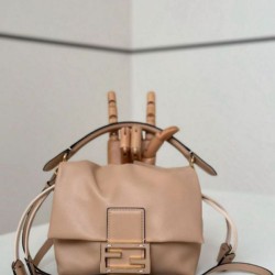 Riproduzione Fedele Borsa Fendi Mamma Baguette Piccola Replica Albicocca Imitazione imitazioni