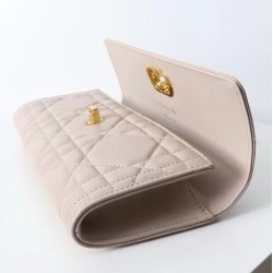 Qualità Specchio Replica Pochette Dior Miss Caro Albicocca Riproduzione Fedele Pochette Dior Miss Caro Replica Albicocca imitazioni
