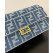 Portafoglio Baguette Fendi con catena replica Fendi 8M0498 Blu