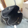 Replica Borse Replica Alta Qualità a tracolla Celine Cabas Anais Triomphe piccola nera grana