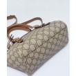 Borsa a mano piccola Gucci GG Emblem 839005 Caffè