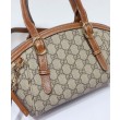 Borsa a mano piccola Gucci GG Emblem 839005 Caffè