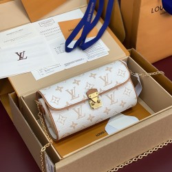 Riproduzione Fedele Borse Replica Louis Vuitton Pochette Camille M26583 imitazioni