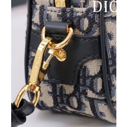 Borse Replica Christian Dior D-Vibe East-West Nano, blu scuro