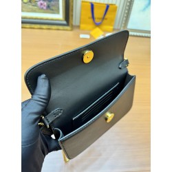 Pari all'originale replica Borsa LV con portafoglio a catena LV Bloom M14564