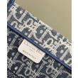 Borsa media Christian Dior Book Tote crema