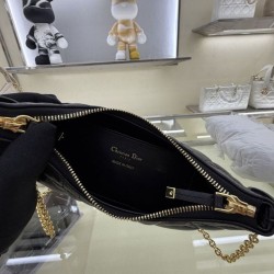 Qualità Specchio Replica Mini borsa Christian Dior Miss Caro Diorling con catena, nera Riproduzione Fedele Mini borsa Christian Dior Miss Caro Diorling con catena, nera imitazioni