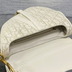 Qualità Specchio Replica Borsa Dior Saddle con tracolla Crema Riproduzione Fedele Borsa Dior Saddle con tracolla Crema imitazioni