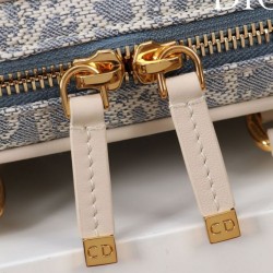 Qualità Specchio Replica Imitazioni borse griffate Christian Dior D-Vibe East-West Nano blu Riproduzione Fedele Imitazioni borse griffate Christian Dior D-Vibe East-West Nano blu imitazioni
