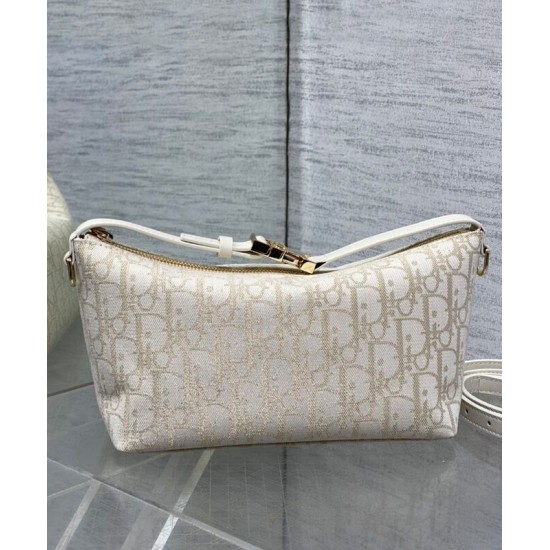 Qualità Specchio Replica Borsa Dior Travel Nomad media Crema Riproduzione Fedele Borsa Dior Travel Nomad media Crema imitazioni