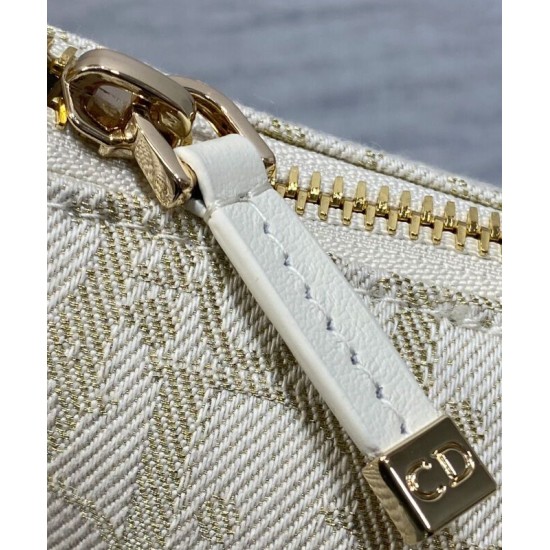 Qualità Specchio Replica Borsa Dior Travel Nomad media Crema Riproduzione Fedele Borsa Dior Travel Nomad media Crema imitazioni