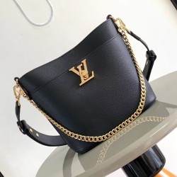 Qualità Specchio Replica Borsa Louis Vuitton Lock and Walk in pelle martellata nera M24006 Riproduzione Fedele Borsa Louis Vuitton Lock and Walk in pelle martellata nera M24006 imitazioni