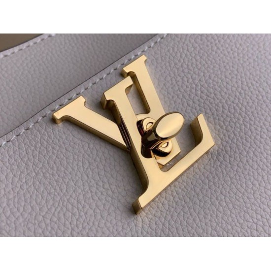 Qualità Specchio Replica Imitazioni borse griffate Louis Vuitton Lock and Walk in pelle martellata bianca M24638 Riproduzione Fedele Imitazioni borse griffate Louis Vuitton Lock and Walk in pelle martellata bianca M24638 imitazioni