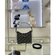 Mini borsa Christian Dior 30 Montaigne Diorling con catena, blu scuro