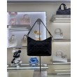 Mini borsa Christian Dior Miss Caro Diorling con catena, nera