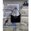 Mini borsa Christian Dior Miss Caro Diorling con catena, nera