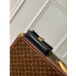 Portafoglio LV Metis con catena in pelle M82637